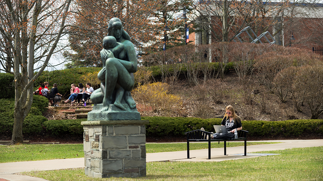 Zoom BG - Mother and Child Statue